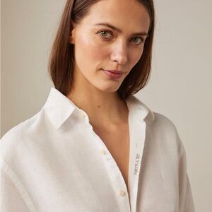 Figaret Paris Je t’aime white linen shirt with silver embroidery.